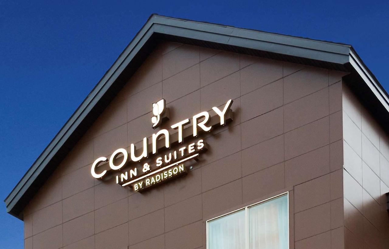 Country Inn & Suites By Radisson, Pierre, Sd ภายนอก รูปภาพ